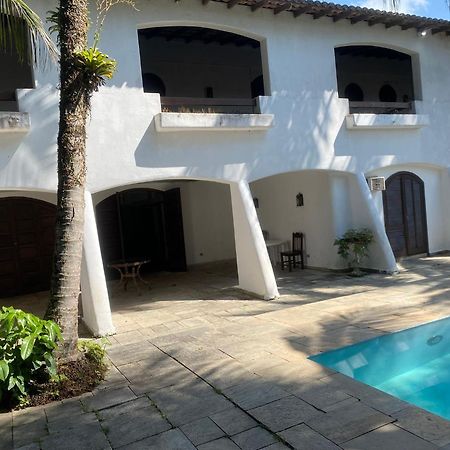 Vila Casarao No Guaruja Com Piscina Exteriér fotografie